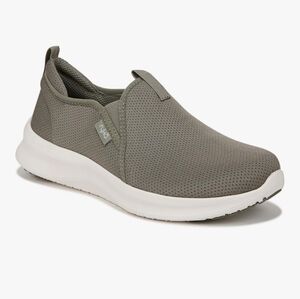 New Ryka Womens Revive Green/White Slip on Lightweight Lowtop Sneakers Size 6.5W